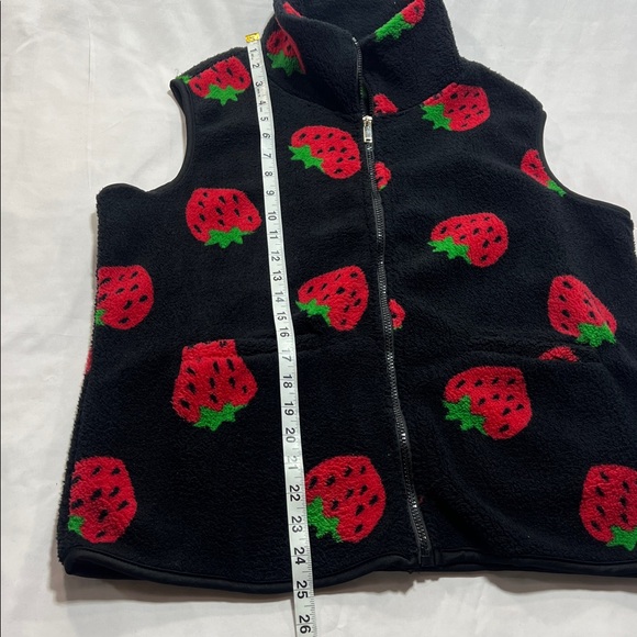 Seventh and sunsets Sherpa strawberry vest size XL - Picture 8 of 9